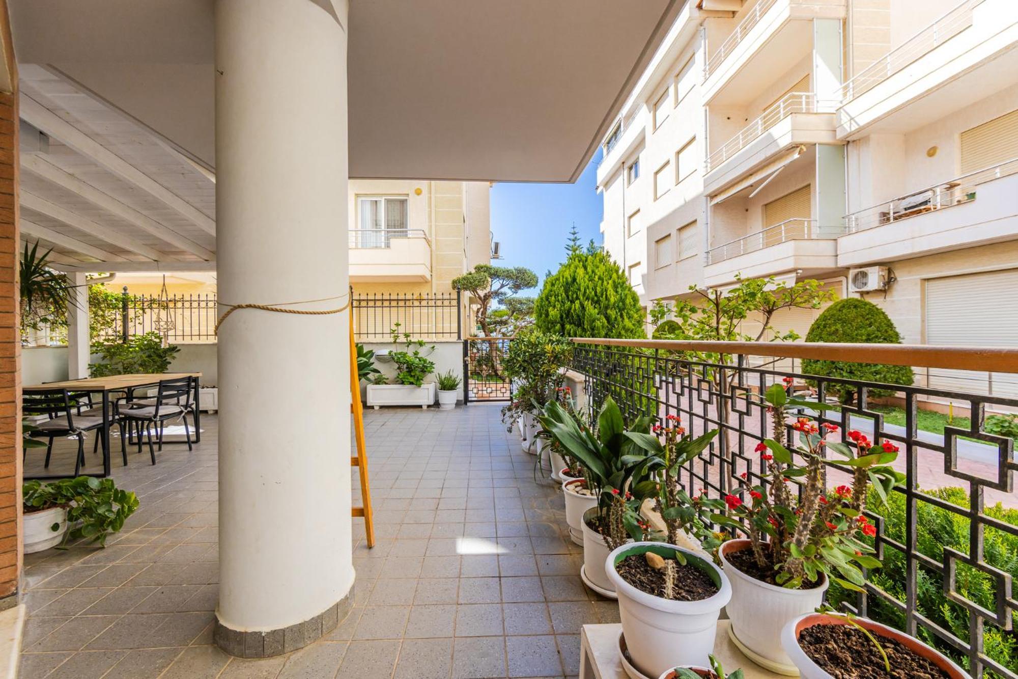 Melon Apartments Vlore Exterior photo